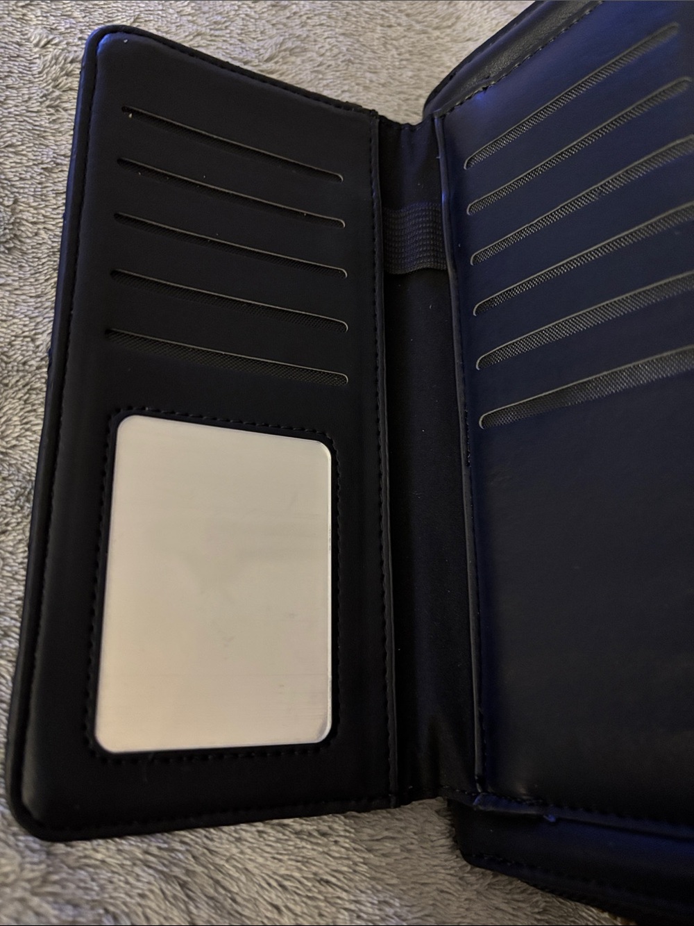 Wallet - Picture 4 of 5